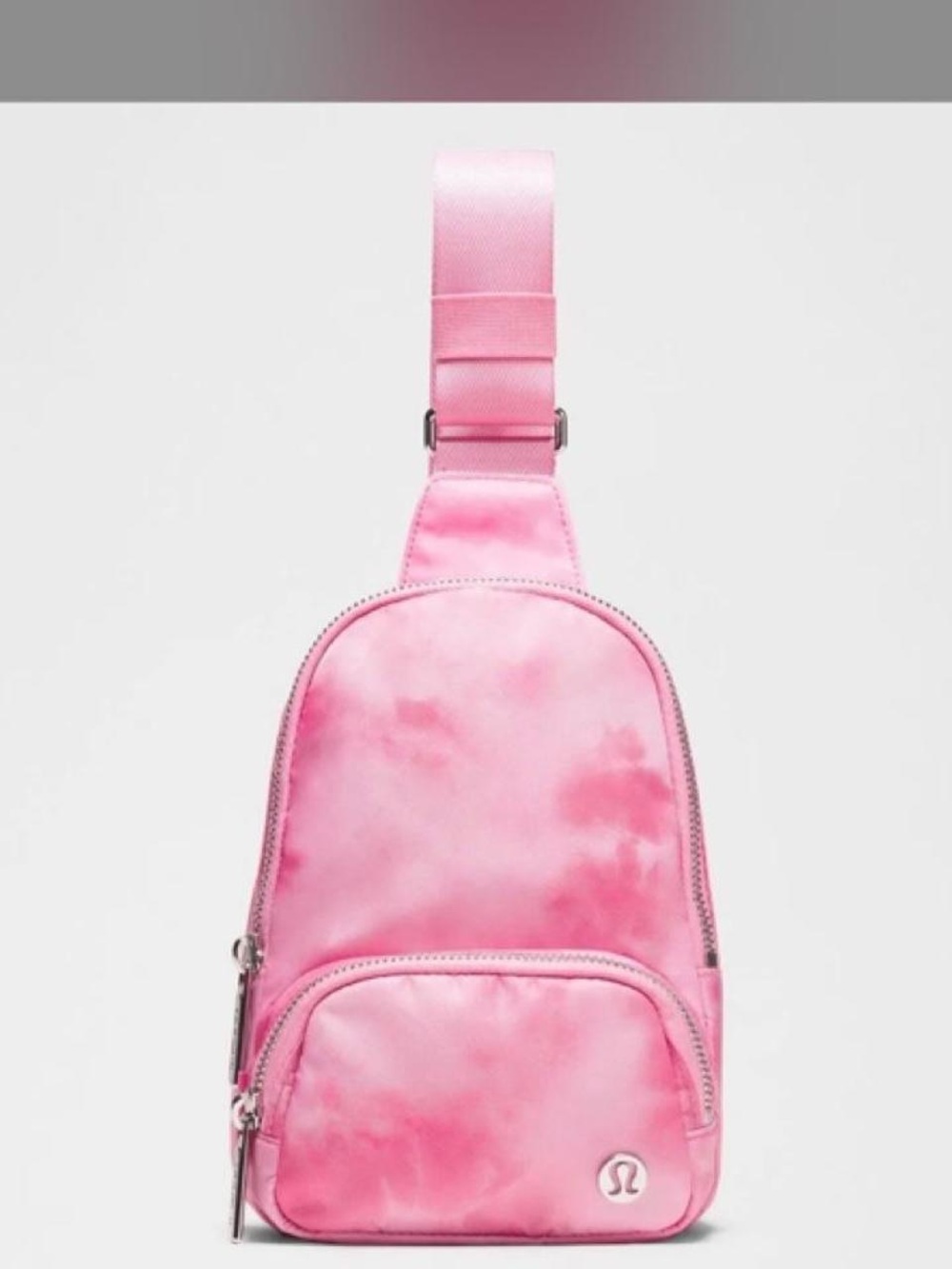 Lululemon everywhere sling bag small NWT